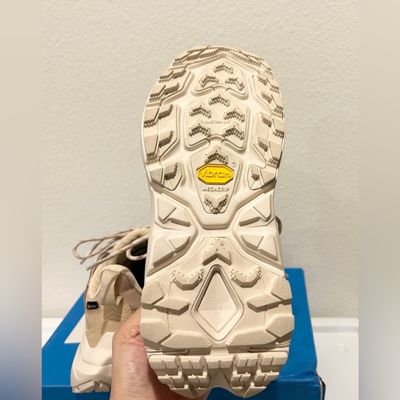 Hoka One One Kaha 2 Low GTX Waterproof Hiking Shoe Size 7, New in Box - Picture 5 of 9